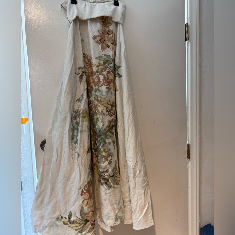 Significant Other
Parisa Dress - Picture 10 of 10